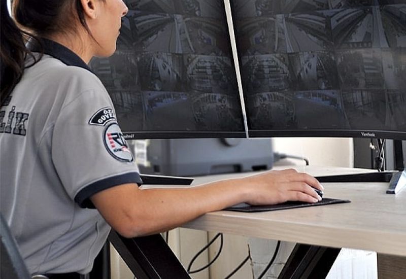 Neden Rütbe Güvenlik