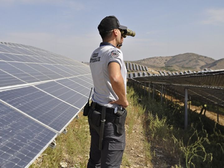 Neden Rütbe Güvenlik